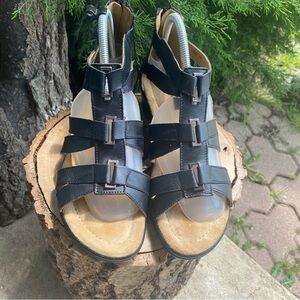 I Love Comfort Size 9 Black Leather Gladiator Style 1.75” Wedge Sandals in EUC